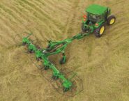 Hay Tedder vs. Hay Rake: Which is Better for Moisture Control in the Midwest