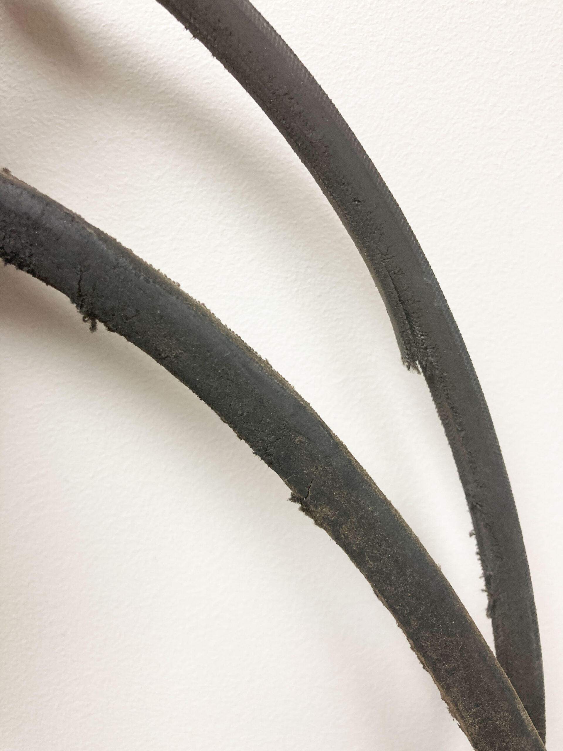 damaged-belts