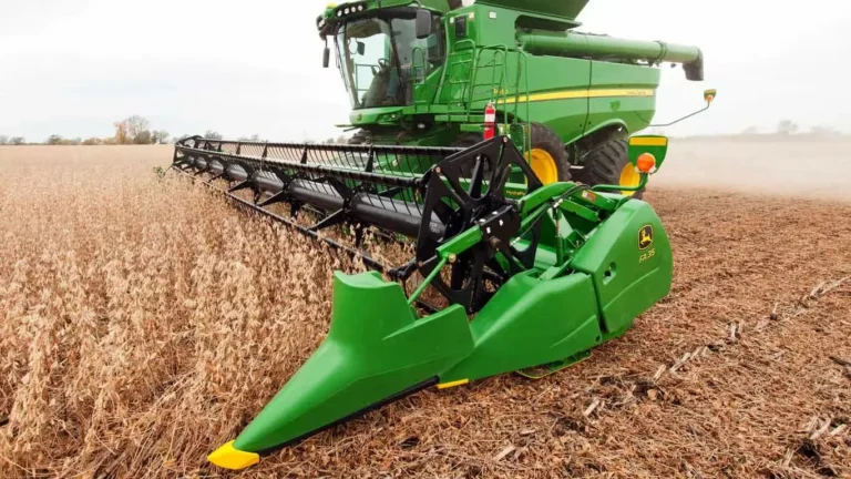 John Deere Combine