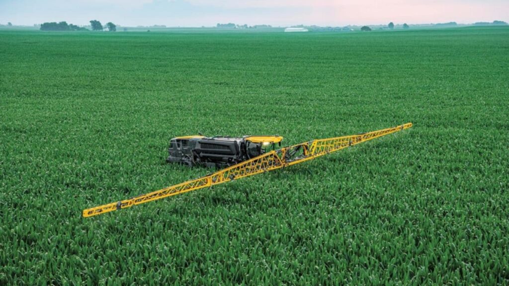 New John Deere STS16 Hagie™ Self-Propelled Sprayer at Heritage Tractor