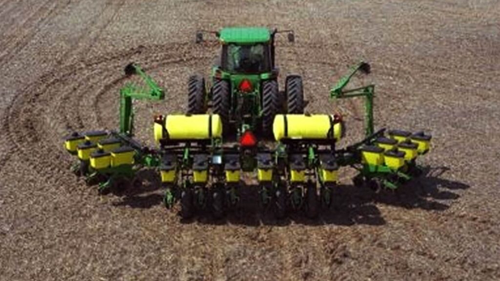 New John Deere 1765 Rigid Drawn Planter at Heritage Tractor