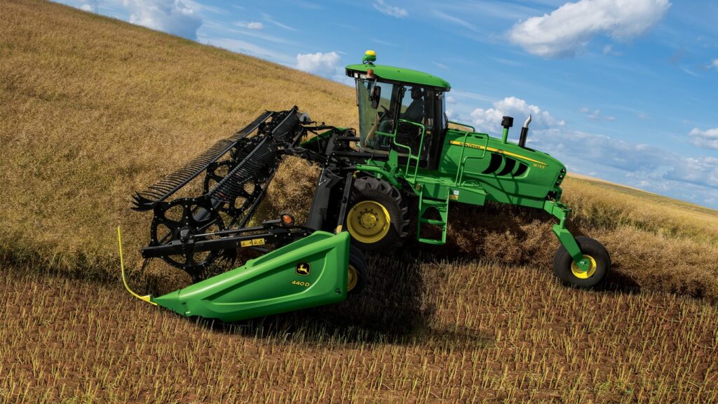 New John Deere 440D Draper at Heritage Tractor