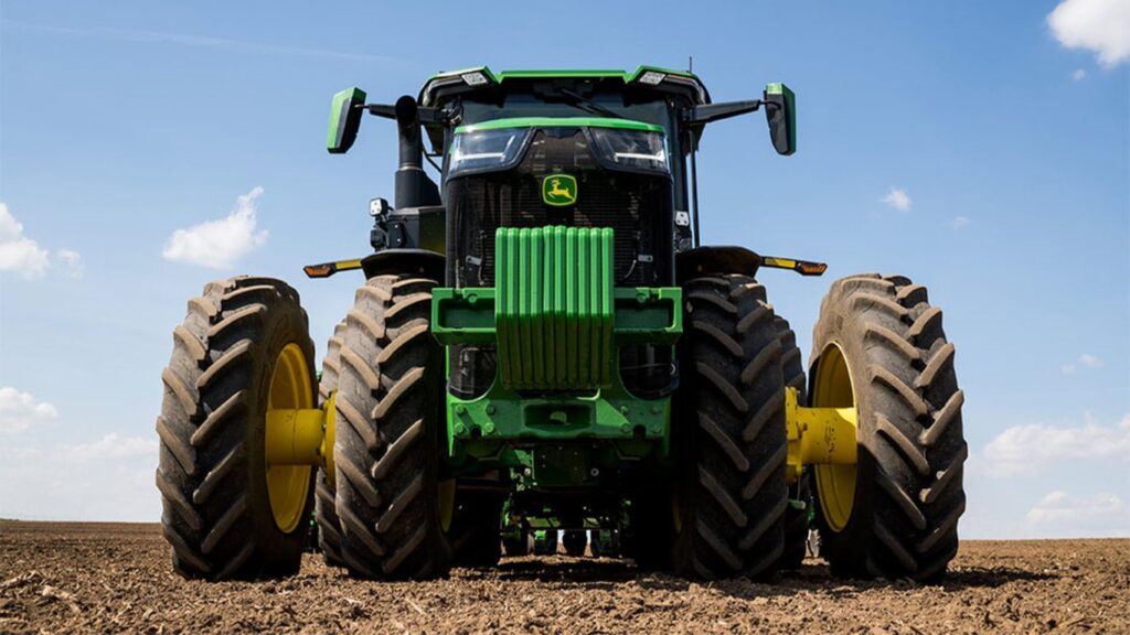 New John Deere 8R 280 Tractor at Heritage Tractor