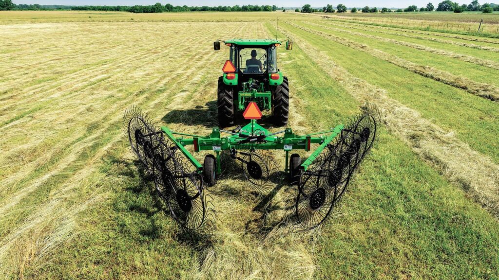 New John Deere WR31 Series High-Capacity Carted Wheel Rakes at Heritage Tractor