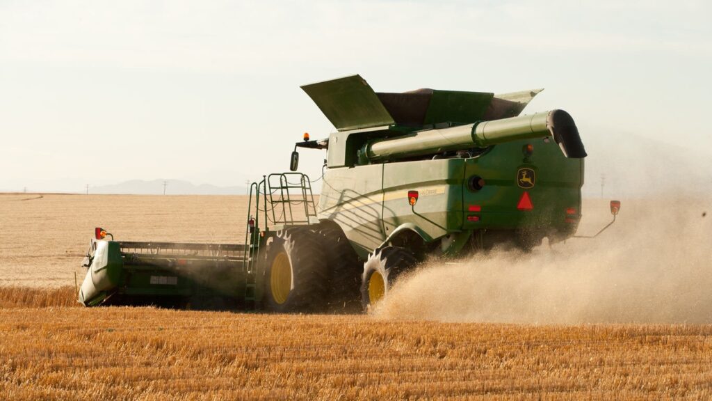 New John Deere 730D Draper Platform at Heritage Tractor