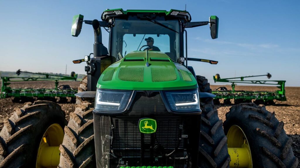 New John Deere 8R 250 Tractor at Heritage Tractor