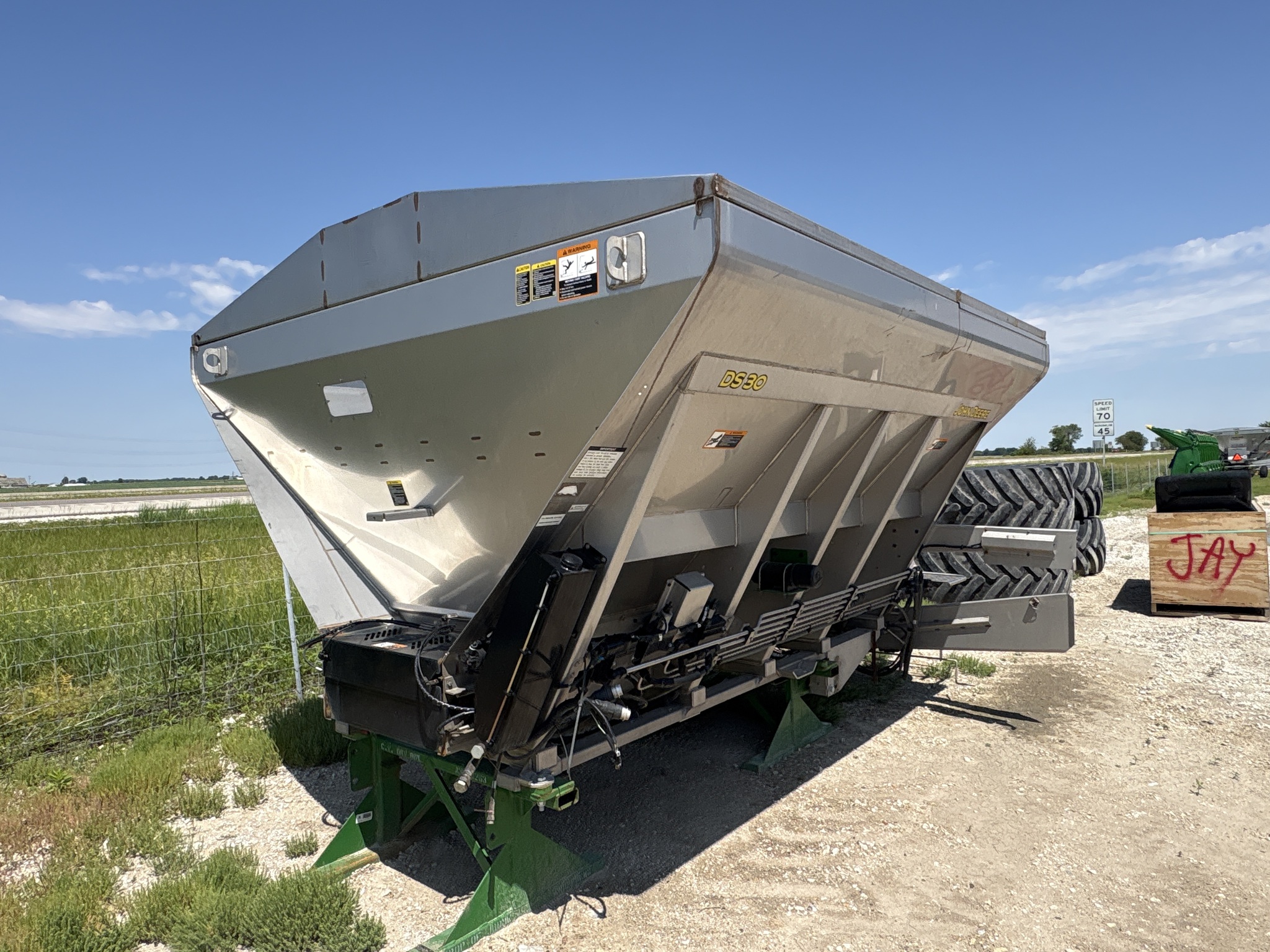 New John Deere DS30 Dry Nutrient Spinner Spreader Box | Heritage